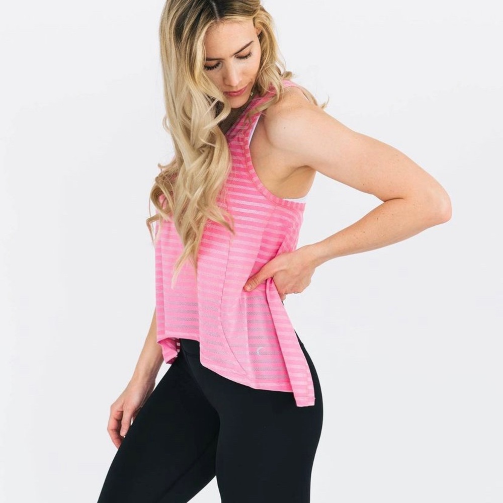 Zyia Pink Nimbus Split Back Tank - Picture 2 of 3